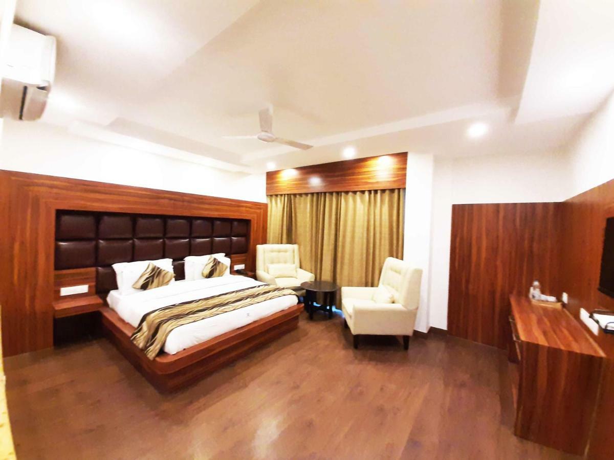 Hotel Trinity Heights McLeod Ganj Eksteriør billede
