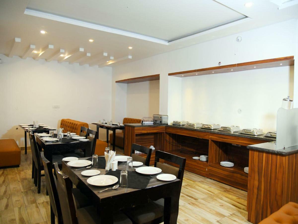 Hotel Trinity Heights McLeod Ganj Eksteriør billede