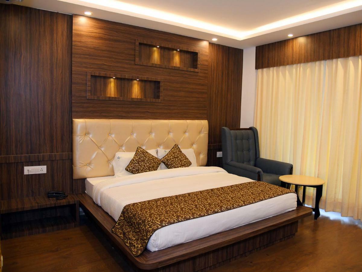 Hotel Trinity Heights McLeod Ganj Eksteriør billede